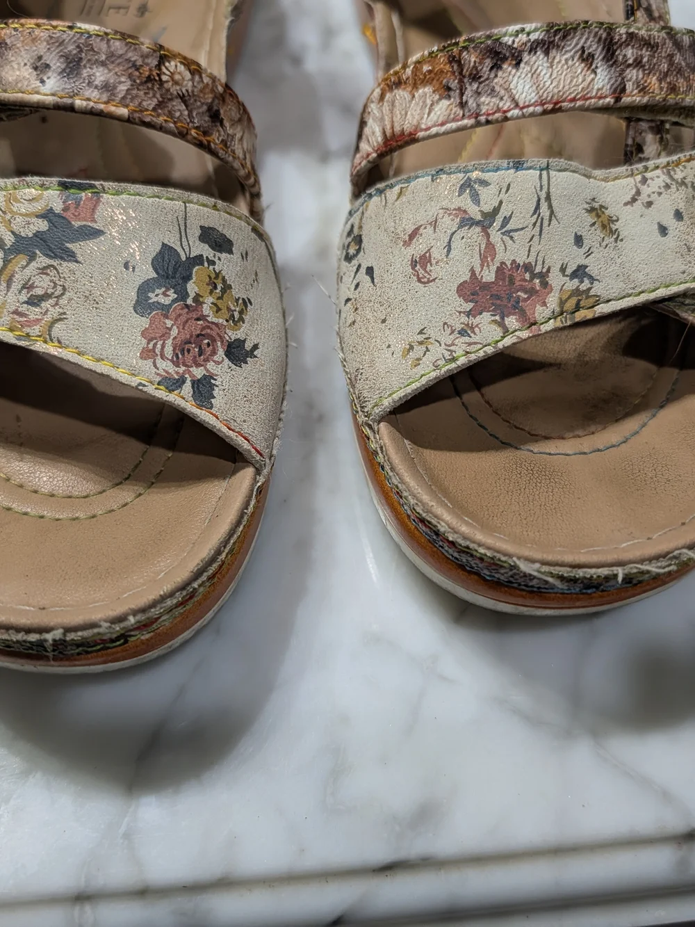 Floral Adjustable Strap Women’s Sandals - Beige Floral
